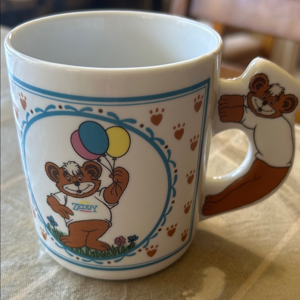 Zeddy Bear White Ceramic Mug (Zellers mascot memorabilia)